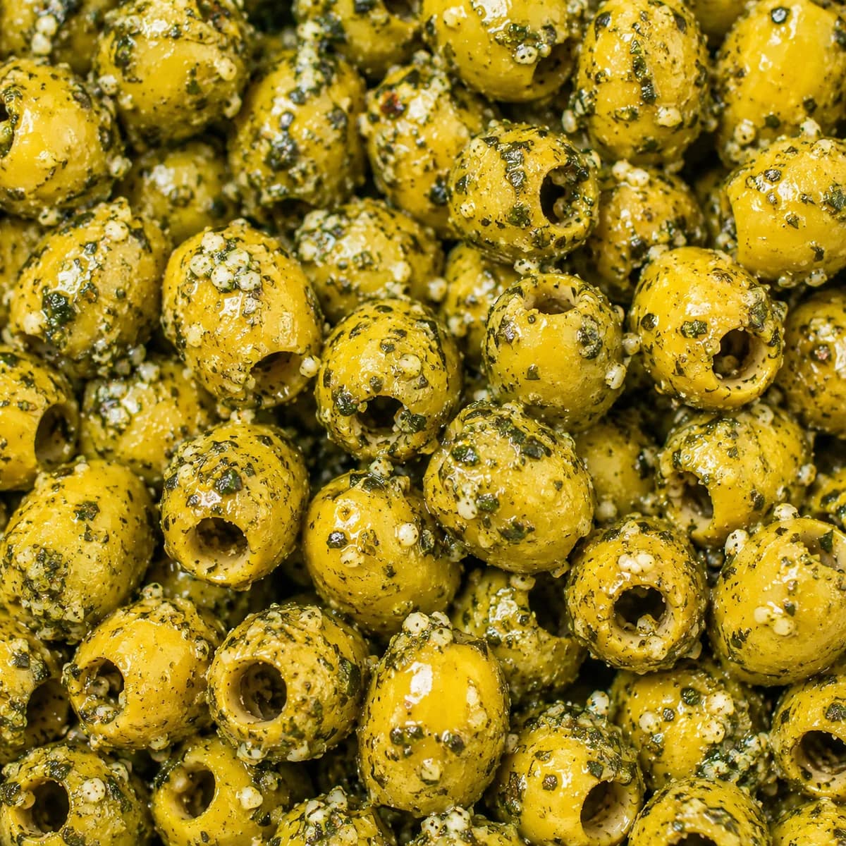 Olives vertes dénoyautées à l’ail